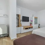 With Parking Space - 5988 Appartement *