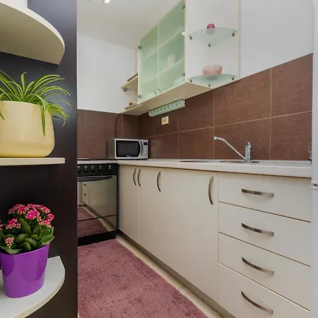 With Parking Space - 5988 شقة *